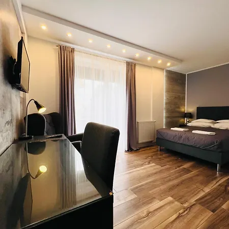 Miramar - Parking, Wi-fi, Kuchnia Ogolnodostepna (adults Only) Bed & Breakfast 3*