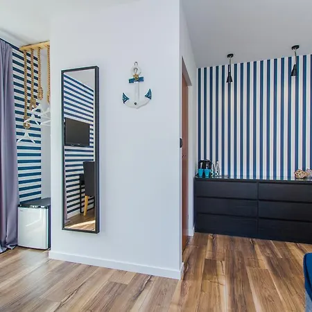 Bed & Breakfast Miramar - Parking, Wi-fi, Kuchnia Ogolnodostepna (adults Only) 3*