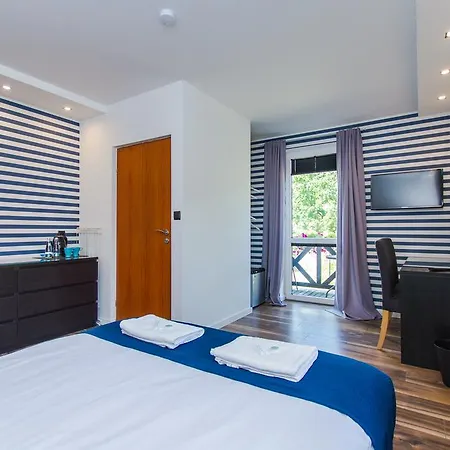 Miramar - Parking, Wi-fi, Kuchnia Ogolnodostepna (adults Only) Bed & Breakfast Krynica Morska