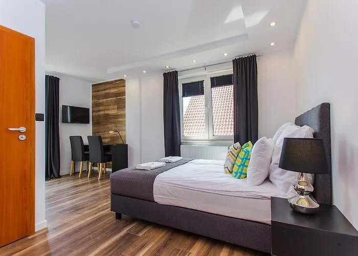 Smart - Miramar (adults Only) Bed & Breakfast